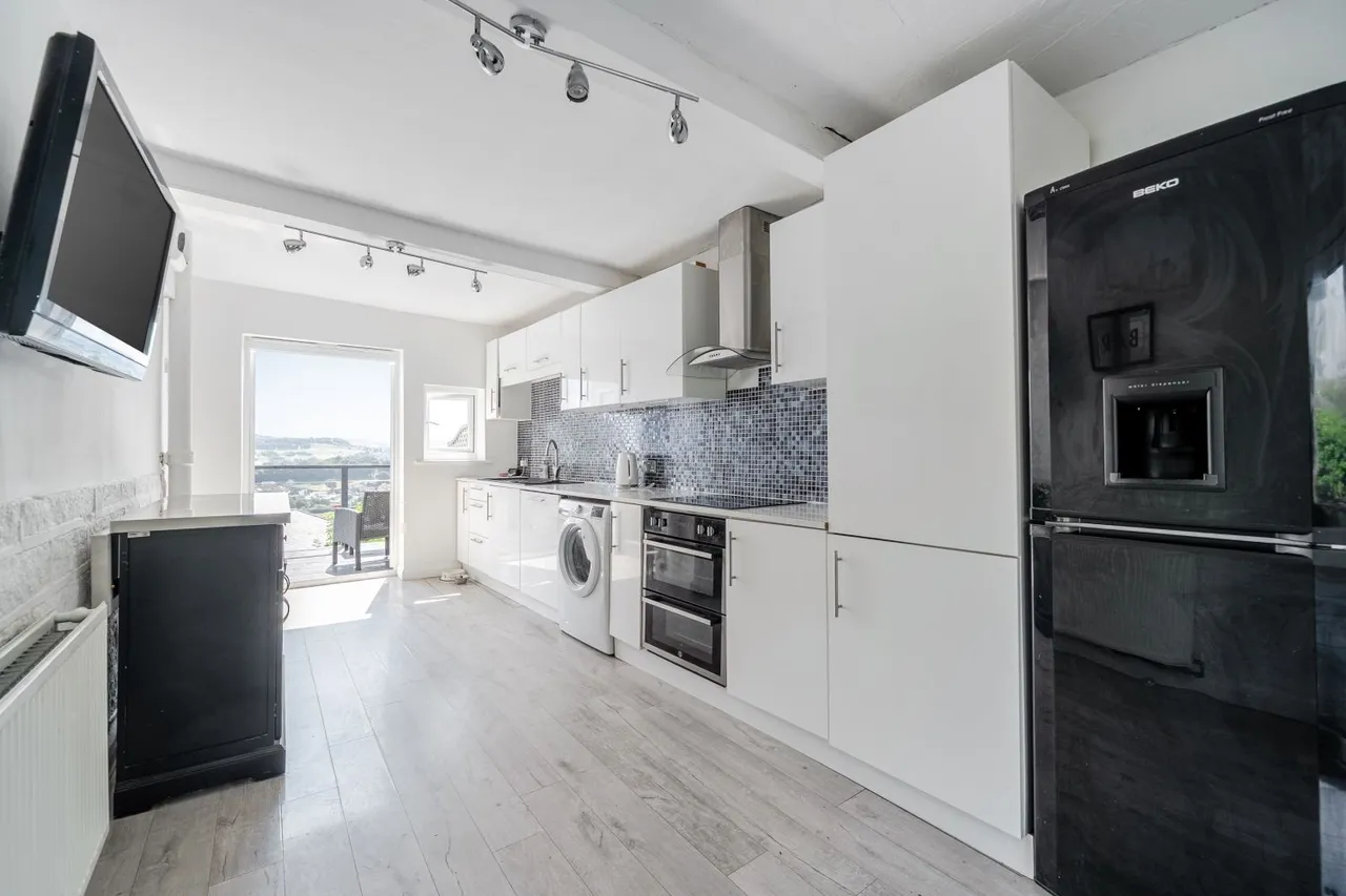 Water Hill Lane, Sowerby Bridge, HX6, photo 7