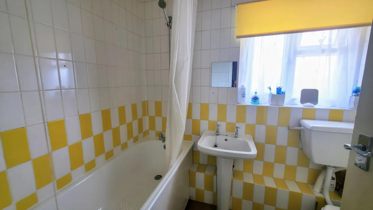 Romford Road, South Ockendon, RM15, photo 11