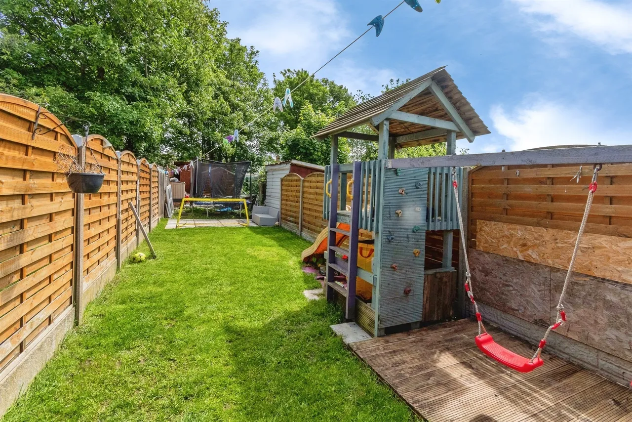 Herberts Park Road, Wednesbury, WS10, photo 13