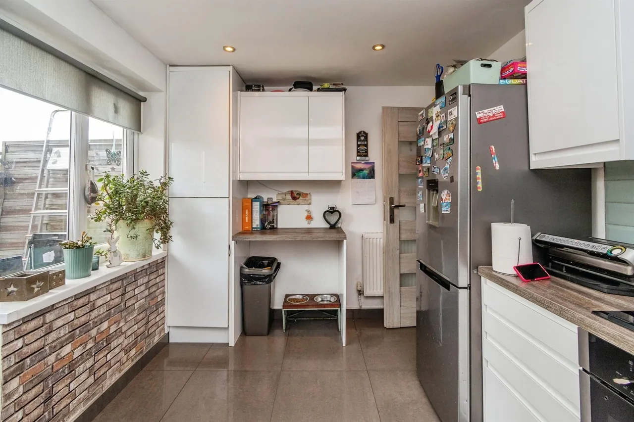Herberts Park Road, Wednesbury, WS10, photo 6
