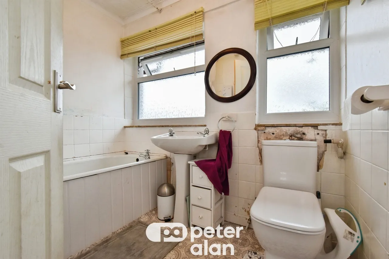 Acacia Avenue, Merthyr Tydfil, CF47, photo 10