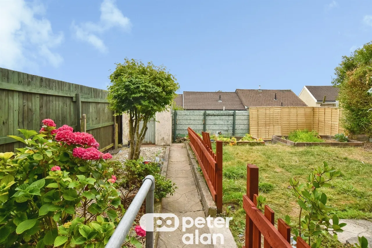 Acacia Avenue, Merthyr Tydfil, CF47, photo 18