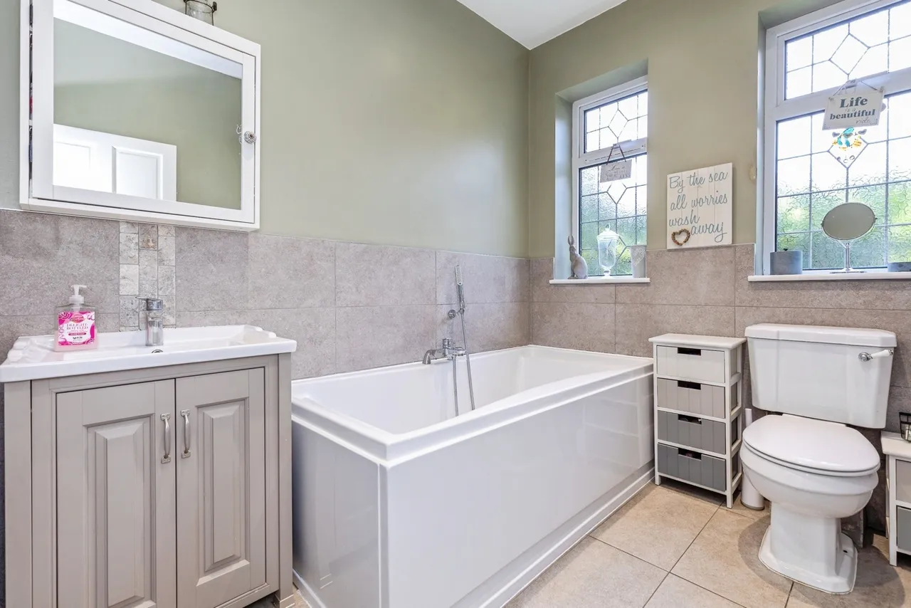 Third Avenue, Gillingham, ME7, photo 21