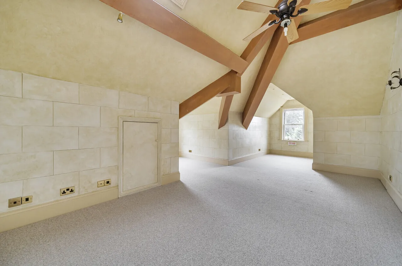 Maywood Drive, Camberley, GU15, photo 37