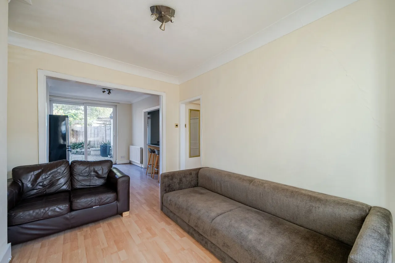Keble Street, London, SW17, photo 2