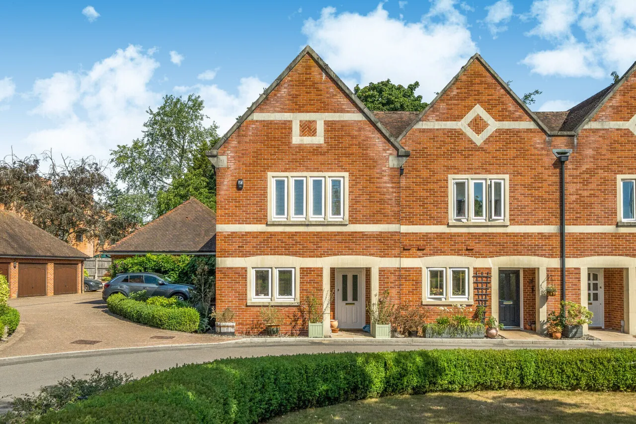Abbey Gardens, Upper Woolhampton, RG7, photo 13