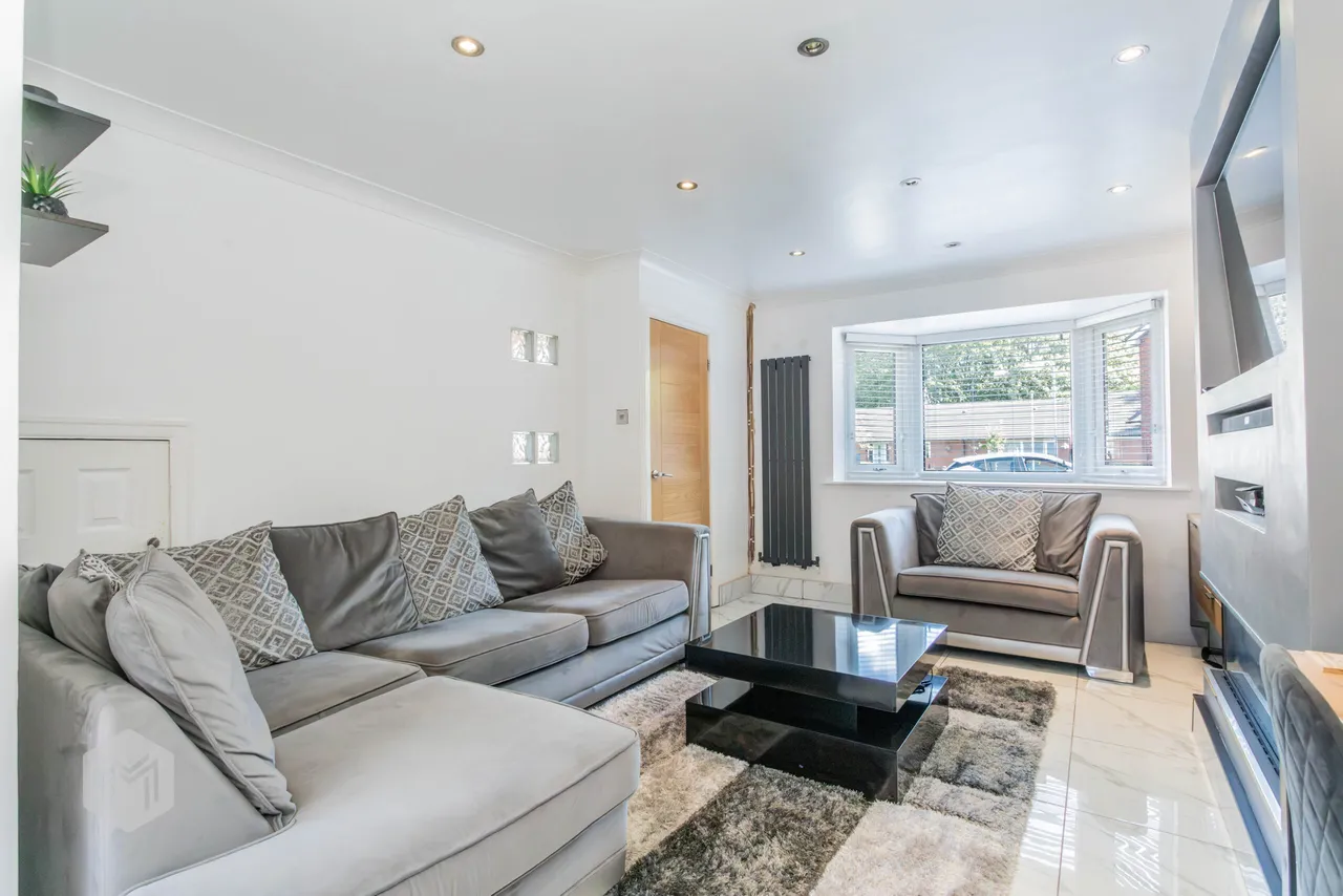 James Street, Kearsley, BL4, photo 5