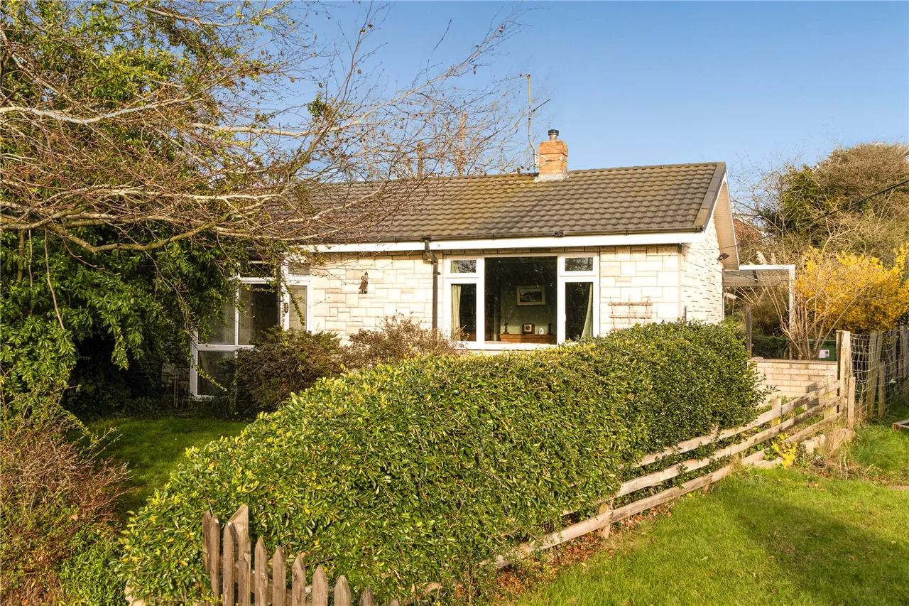 2 bed house for sale — Clee View, Ludlow, Shropshire, SY8 1HY