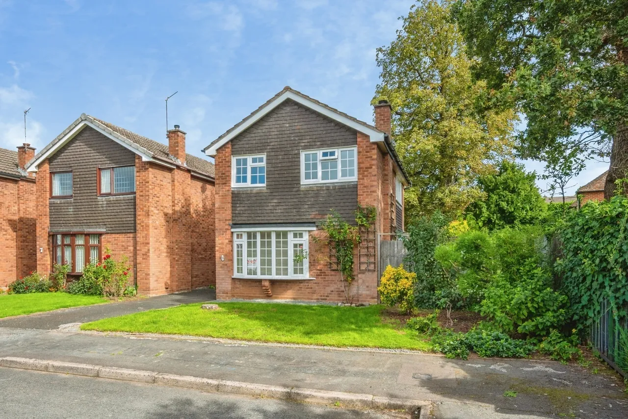 Chester Close, Lichfield, WS13, photo 22