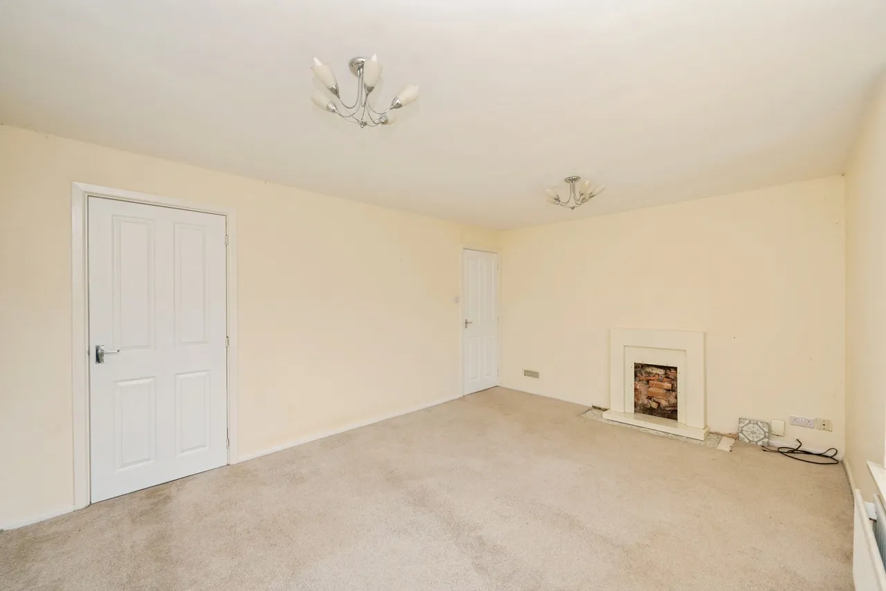 Chester Close, Lichfield, WS13, photo 6