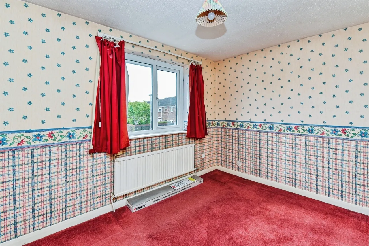 Heather Close, Westbury, photo 7