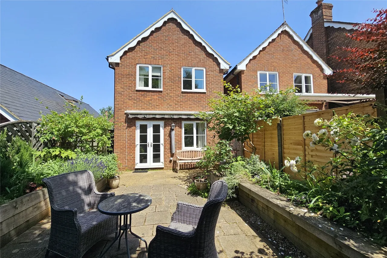 Crossways Road, Grayshott, GU26, photo 4