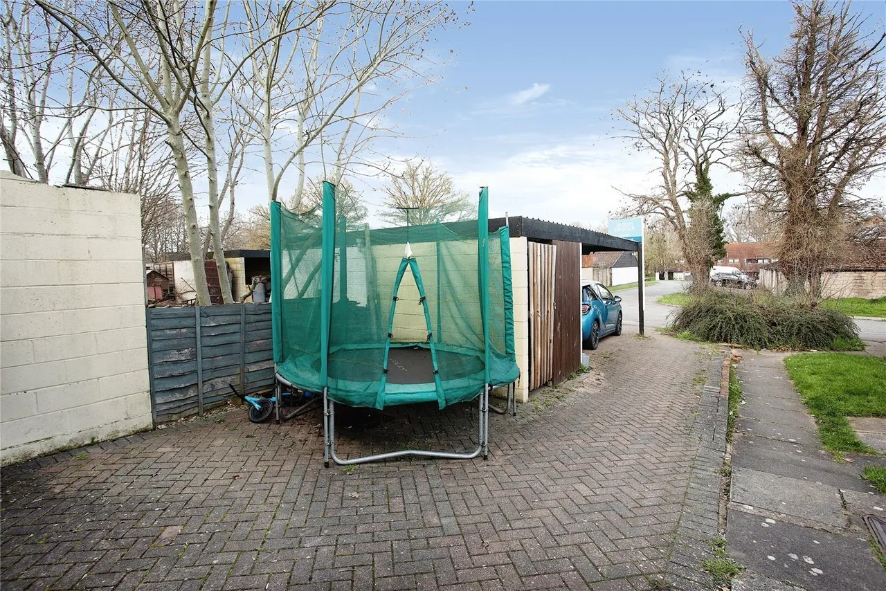 Gibbwin, Great Linford, MK14, photo 12