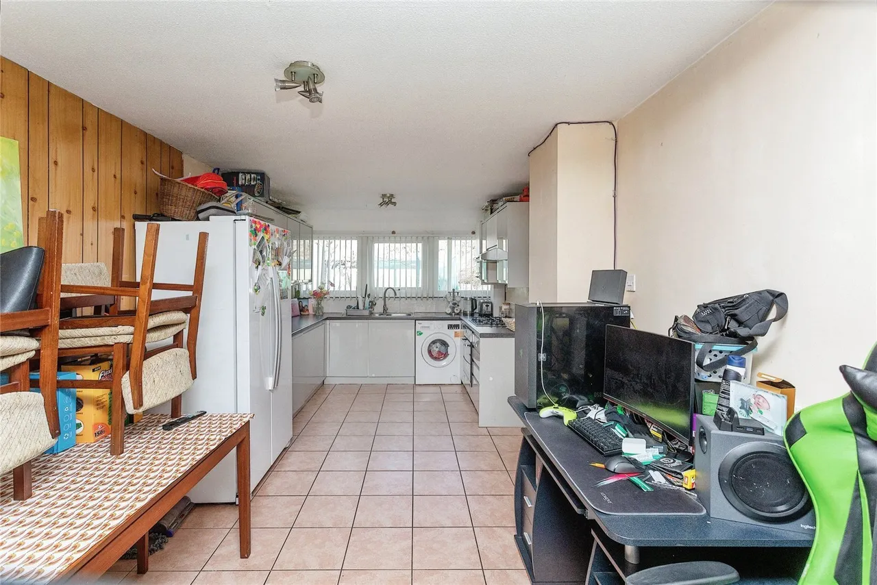 Gibbwin, Great Linford, MK14, photo 8
