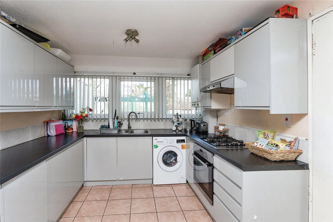 Gibbwin, Great Linford, MK14, photo 11