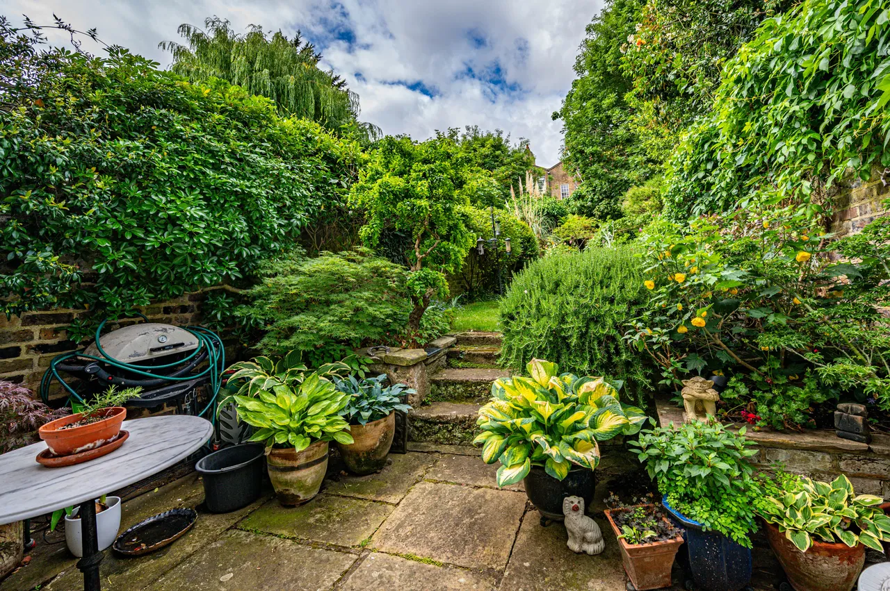 65 Arlington Road, London, photo 3