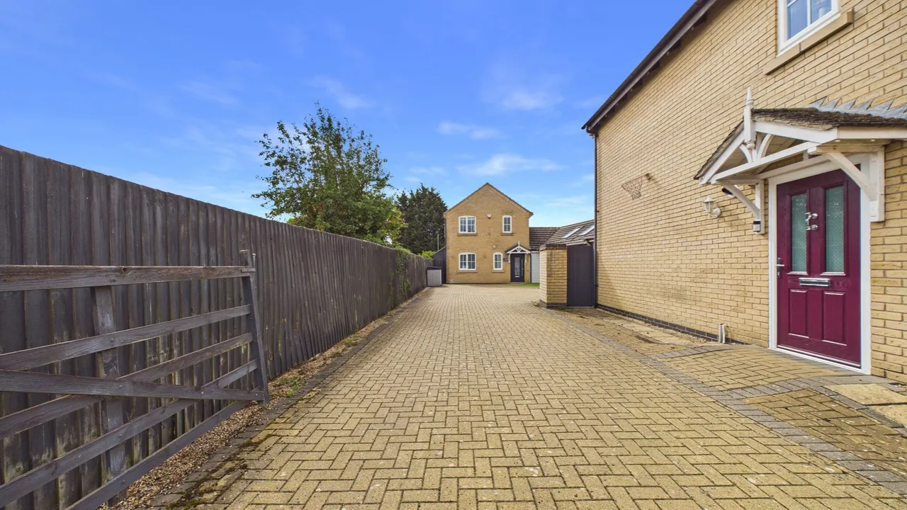 Wisbech Road, Thorney, Peterborough, PE6, photo 35