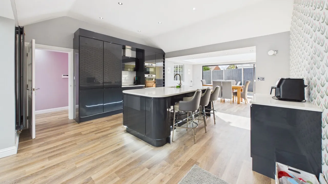 Wisbech Road, Thorney, Peterborough, PE6, photo 3