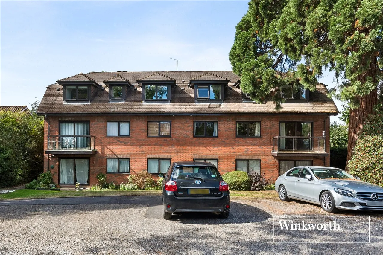 Orchard Lodge, 31 Woodside Grove, London, N12, photo 2