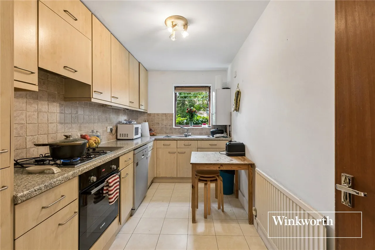 Orchard Lodge, 31 Woodside Grove, London, N12, photo 7
