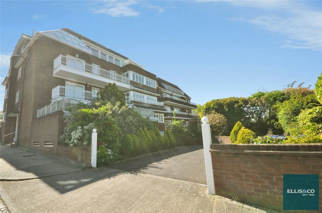 Hendon Lane, Finchley, N3, photo 15