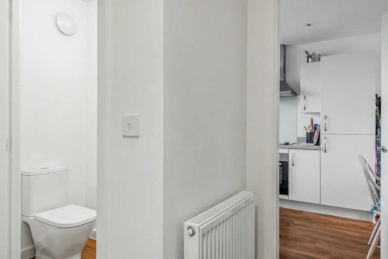 Niblett Corner, Evesham, WR11, photo 9