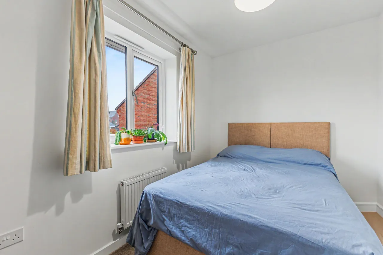 Niblett Corner, Evesham, WR11, photo 15