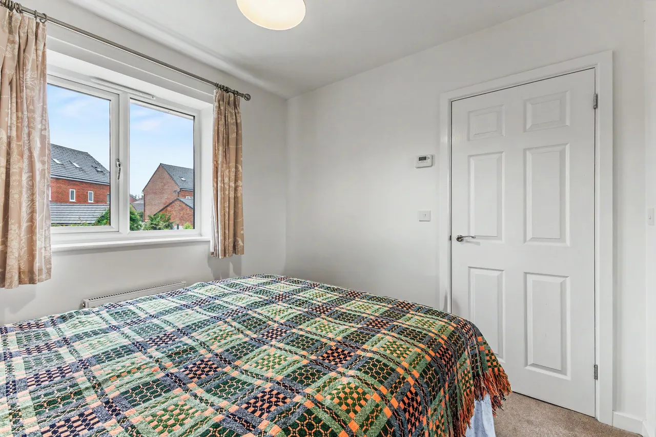Niblett Corner, Evesham, WR11, photo 12