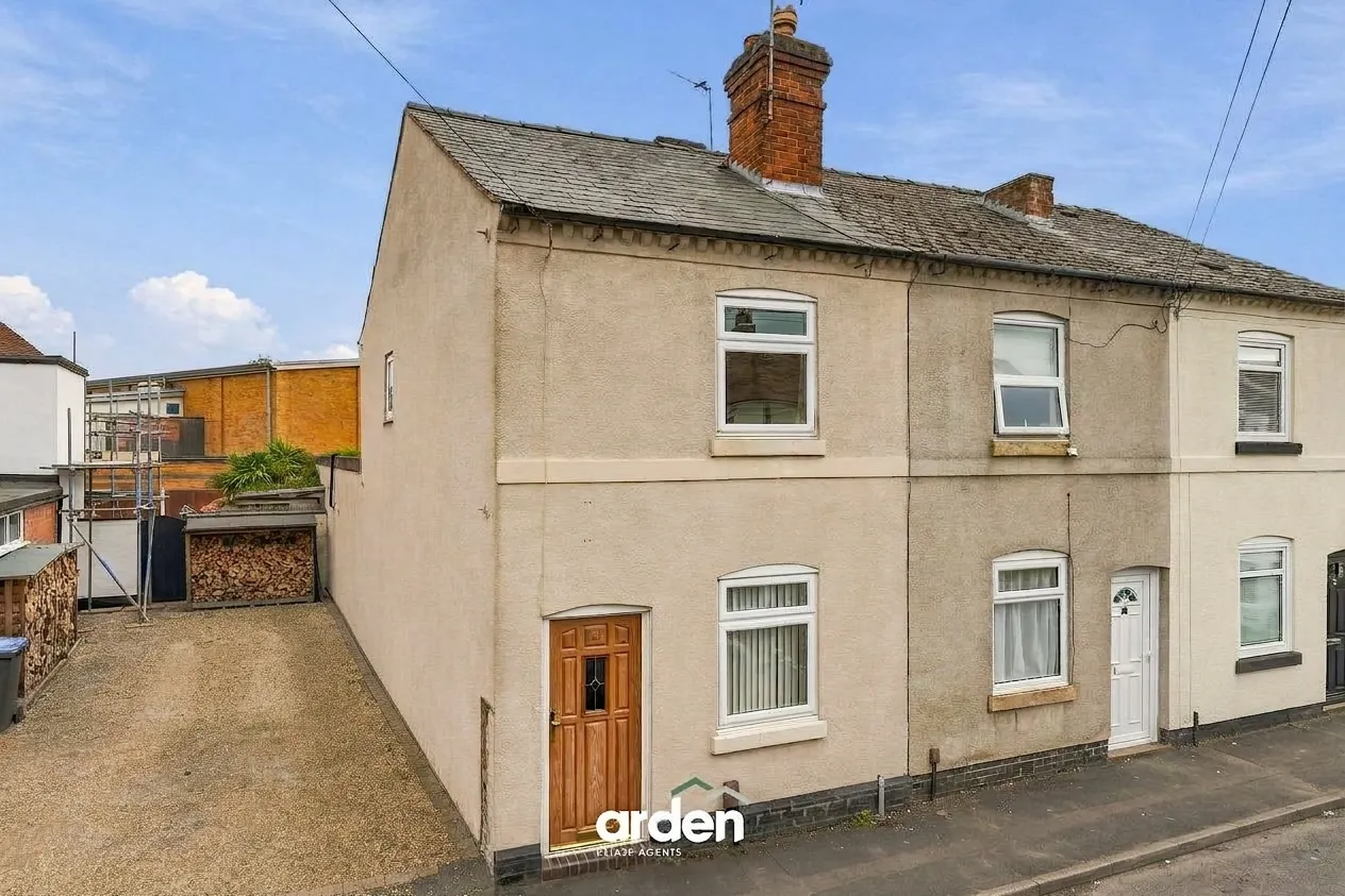 2 bed house for sale, Crooks Lane, Studley, B80