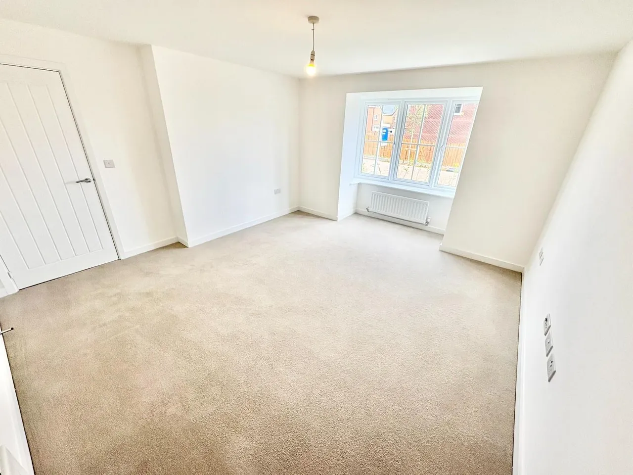 Juniper Close, Chilton, DL17, photo 3