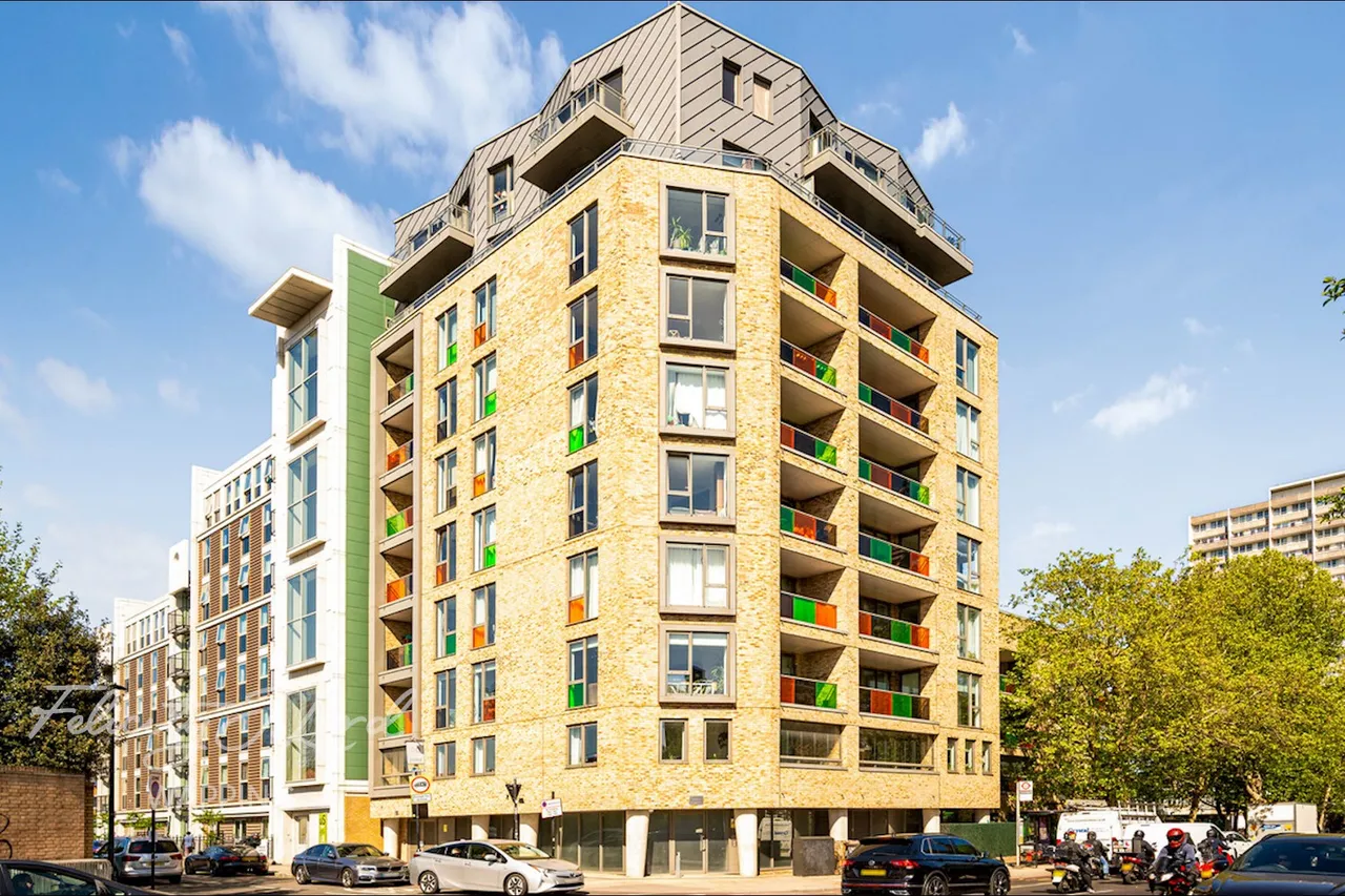 The Highway, London, E1W, photo 7