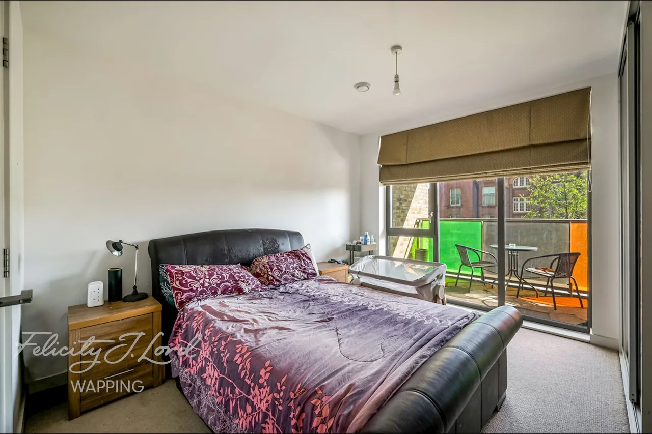 The Highway, London, E1W, photo 12