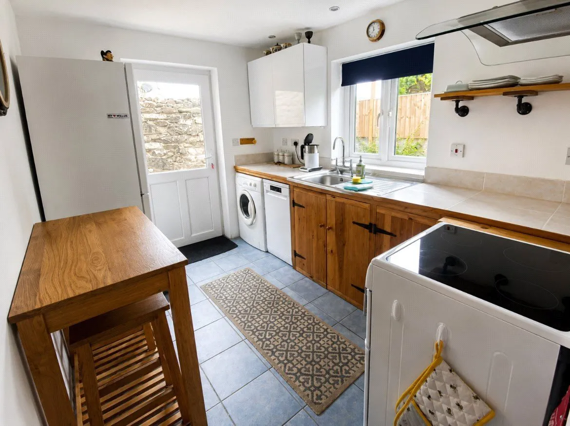 Pen Wallis, Fishguard, SA65, photo 3