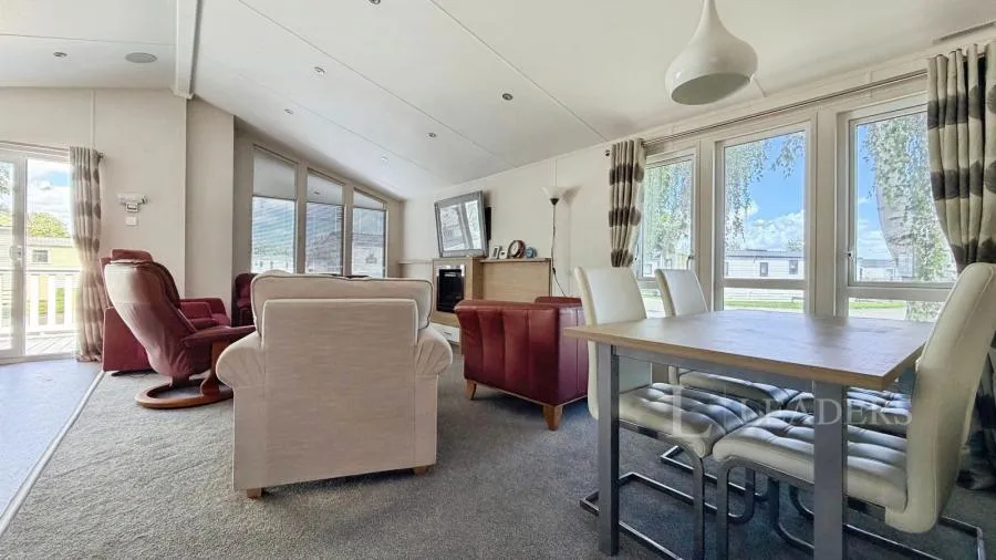 Vinnetrow Road, Runcton, PO20, photo 4