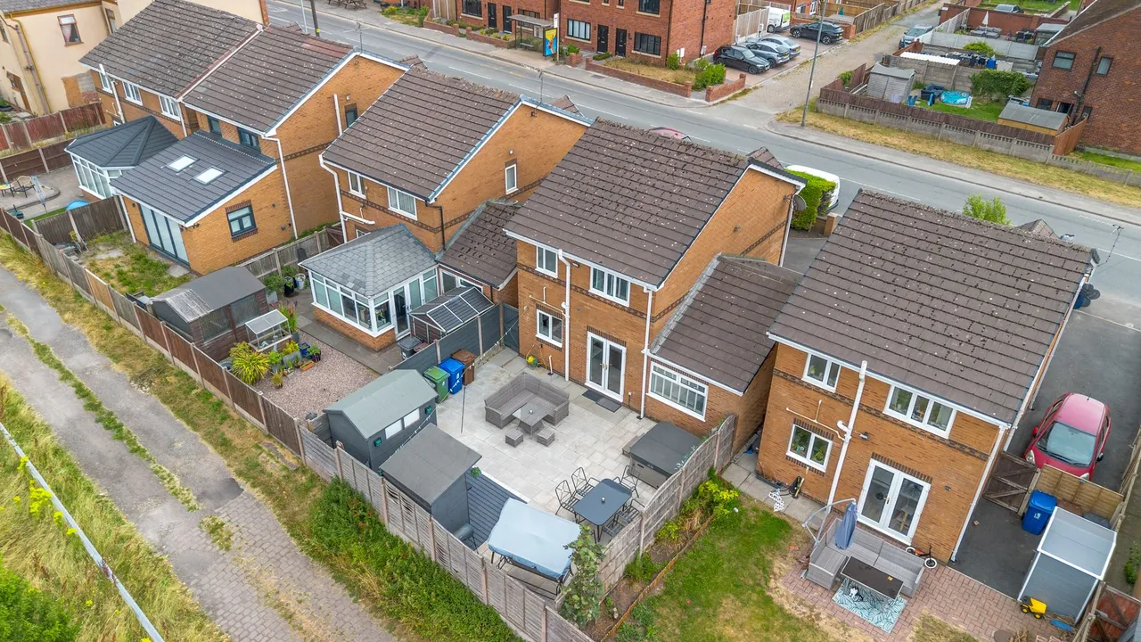 Bolton Road, Bamfurlong, Wigan, Wigan, WN2 5JZ, photo 23