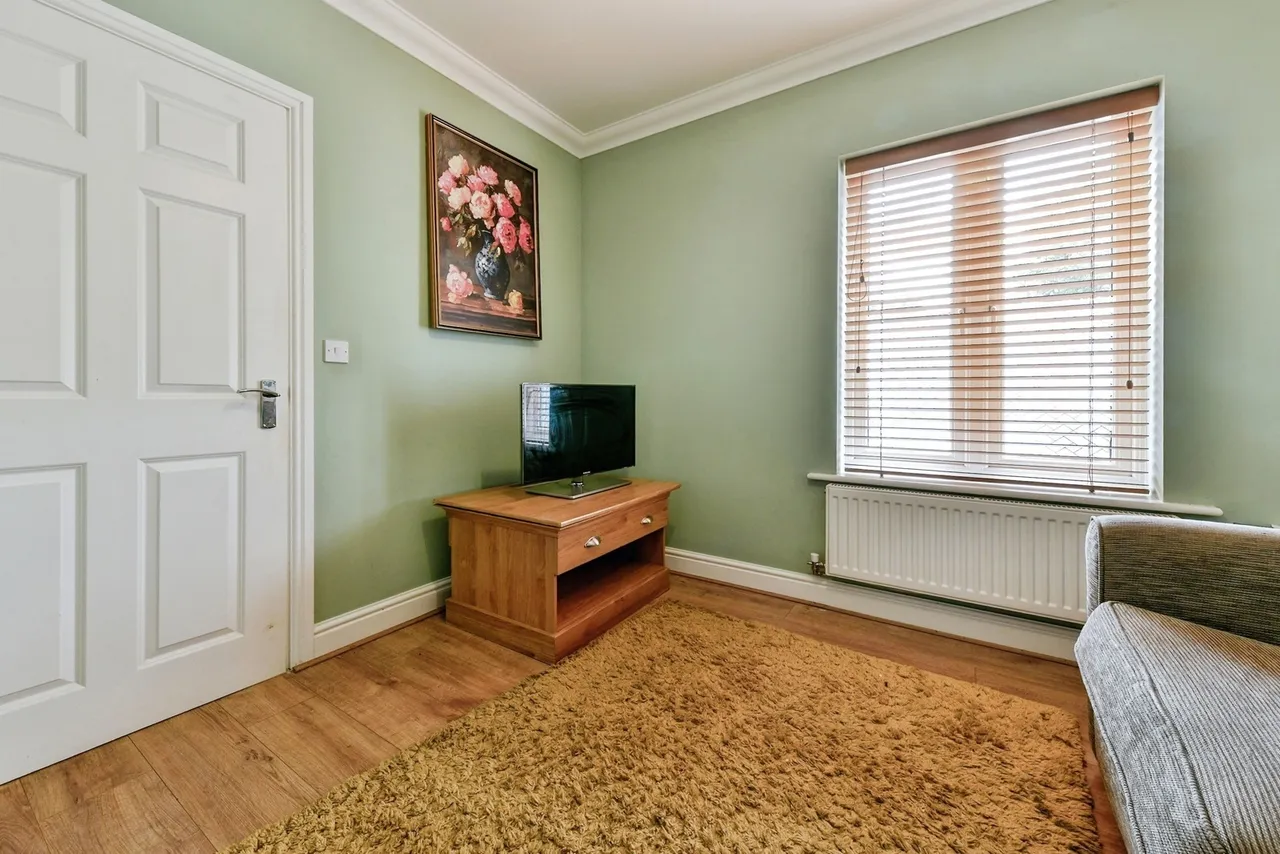 Pembridge Gardens, Stevenage, Hertfordshire, England, SG2, photo 10