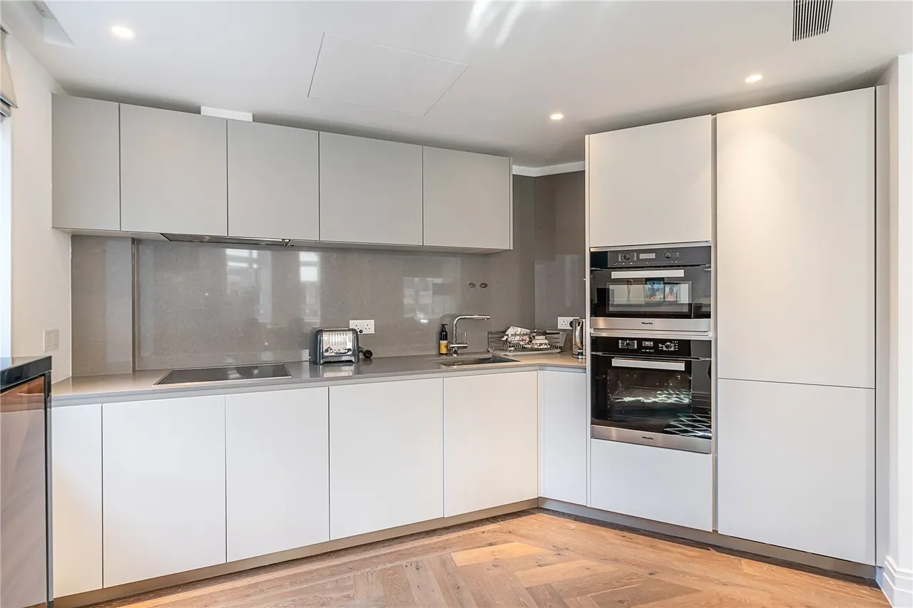 Tufton Street, London, SW1P, photo 2