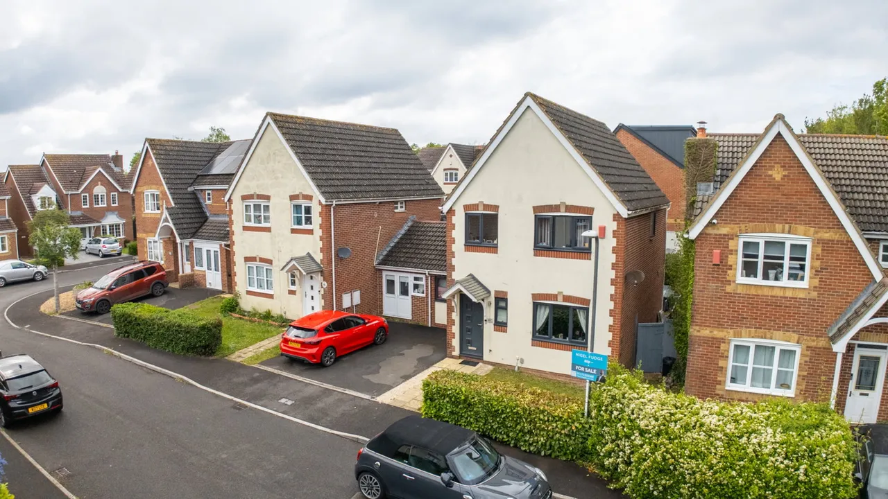 4 bed house for sale, Under Knoll, Peasedown St John, BA2