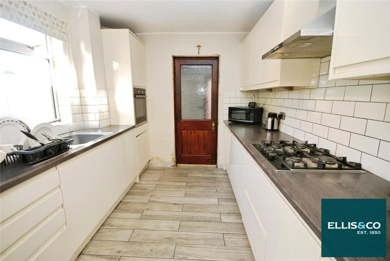 Prayle Grove, Cricklewood, NW2, photo 4