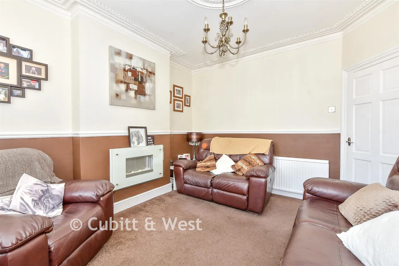 Chichester Road, Portsmouth, PO2, photo 3