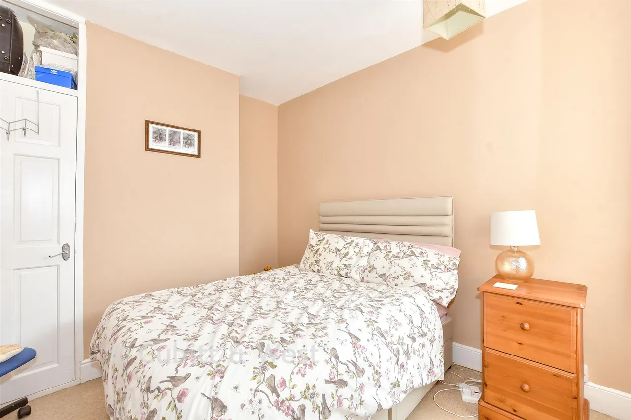 Chichester Road, Portsmouth, PO2, photo 10