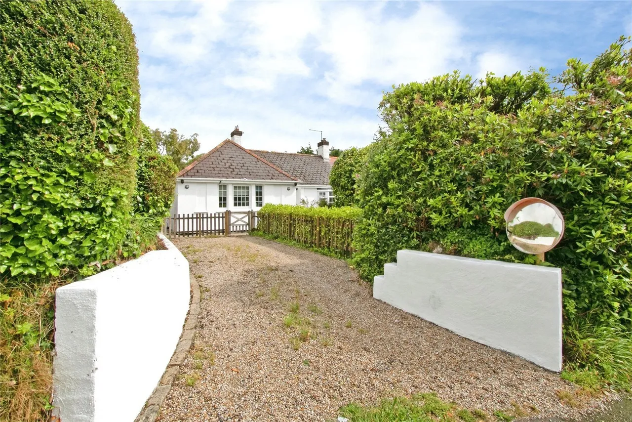 3 bed house for sale, Holywell Road, Truro, TR3