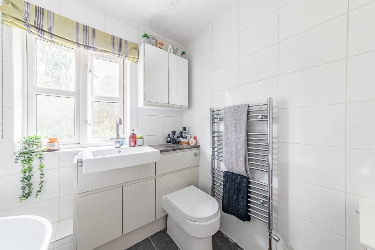 Rowley Close, Pyrford, GU22, photo 7