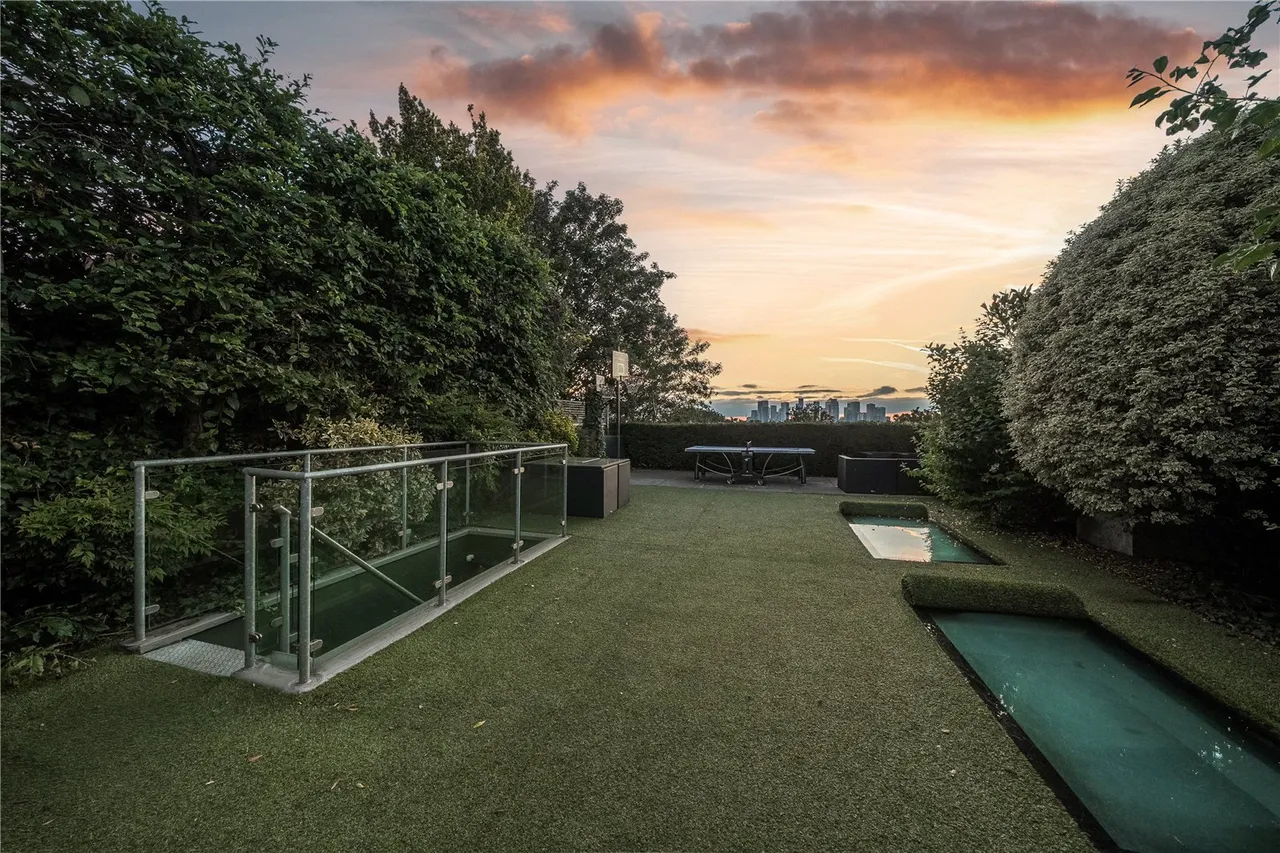 Coleraine Road, SE3, photo 32