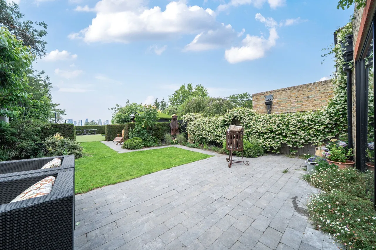 Coleraine Road, SE3, photo 14