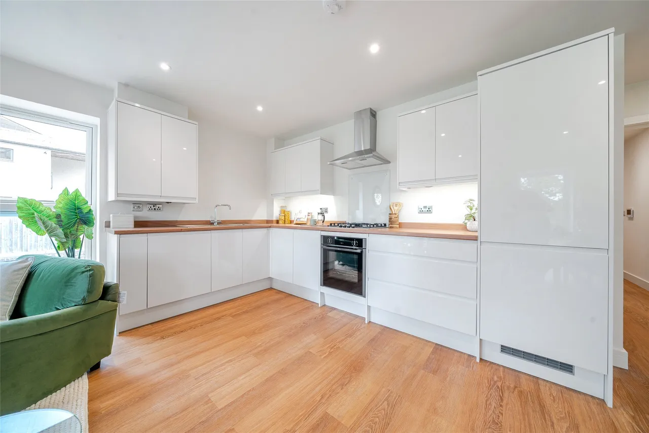 Apartment 9, Pavilion View, Gloucestershire, Pavilion View, GL20 5PQ, photo 6