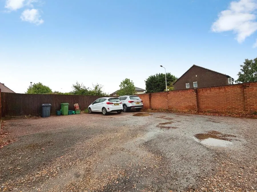 Derrick Close, Calcot, RG31, photo 10