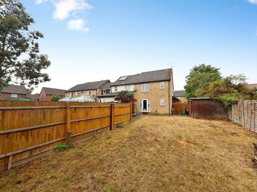 Derrick Close, Calcot, RG31, photo 11