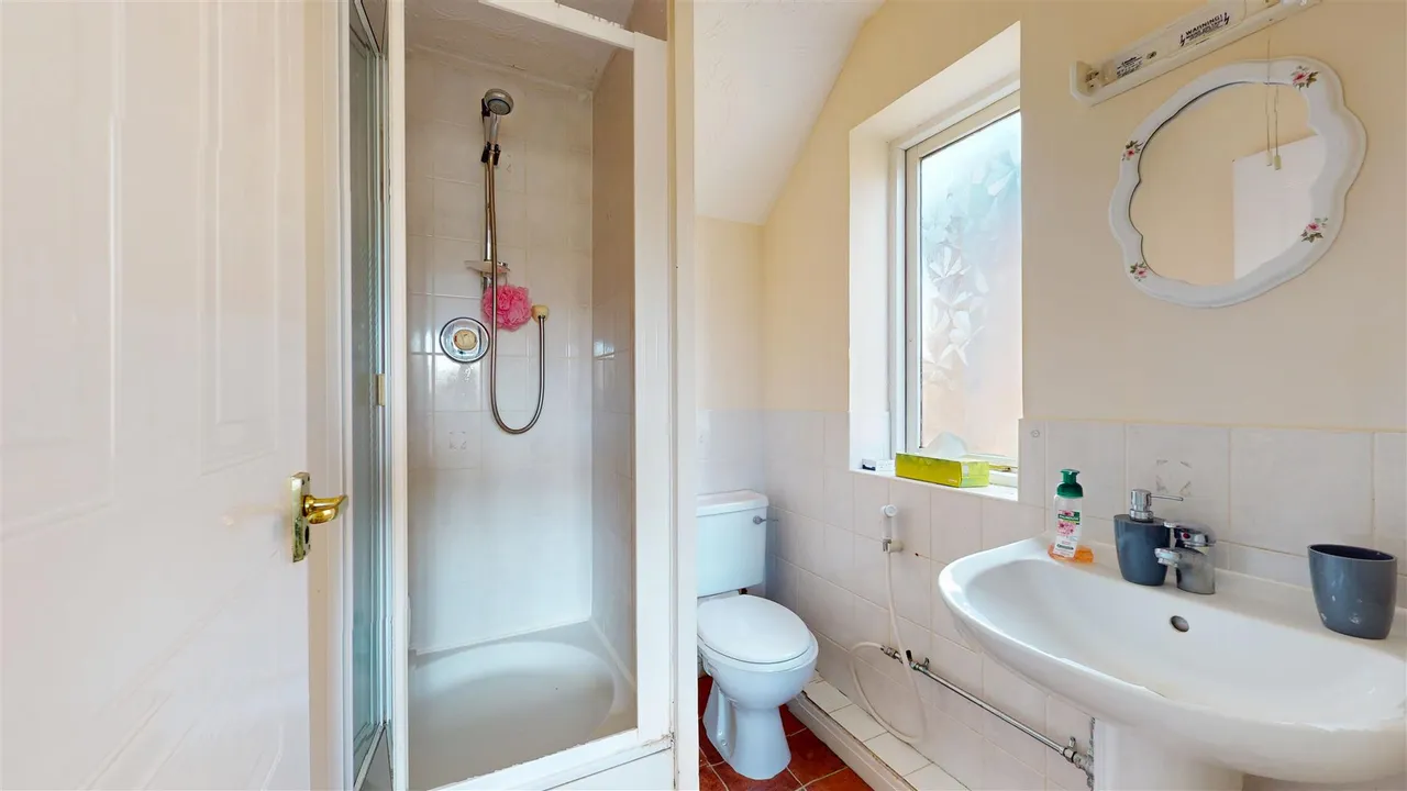 Rosecomb Place, Shenley Brook End, photo 7