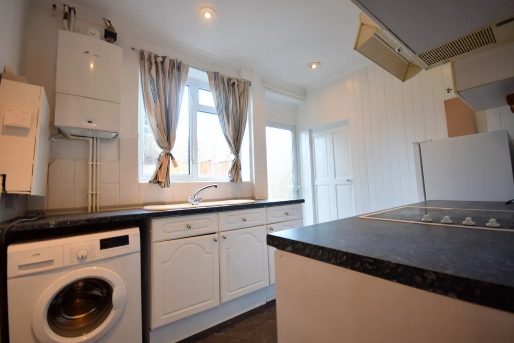 Keedonwood Road, Bromley, BR1 4QJ, photo 2